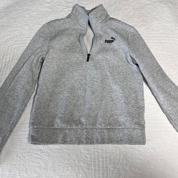 Women's Size Small Puma Sweatshirt - Picture 1 of 2